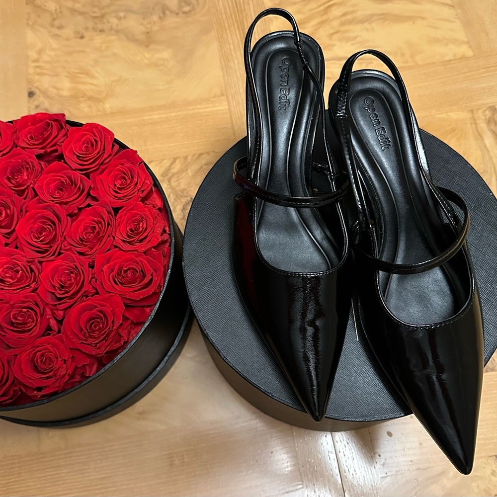 NWT Open Edit Elegant Black Slingback Women's Shoes.